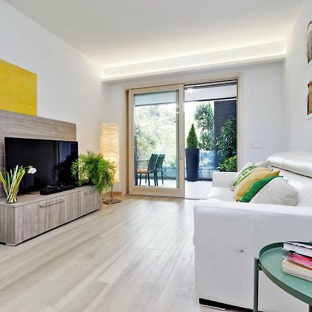 Green Terraced Apartment. 3 Stops From Colosseum Exteriör bild
