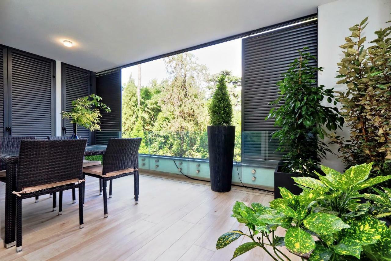 Green Terraced Apartment. 3 Stops From Colosseum Exteriör bild
